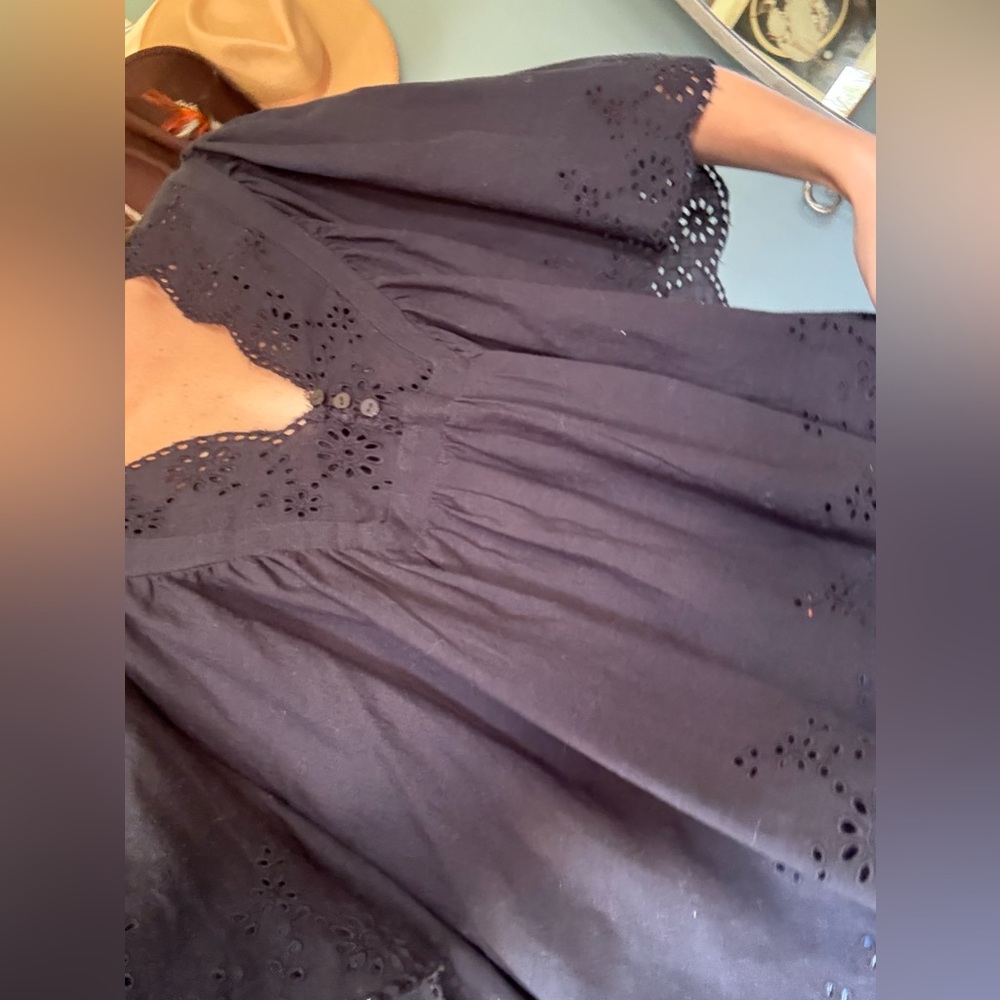 Free People :: Costa Eyelet Top black sz XL - Picture 16 of 16